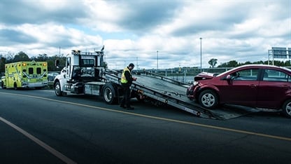 4 Tow Truck Operator Safety Tips